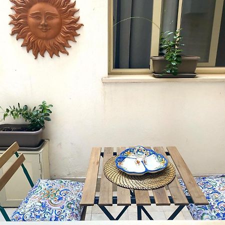 Apartment Alfonzetti-5 Min Walk To Central Train And Bus Station Catania Kültér fotó