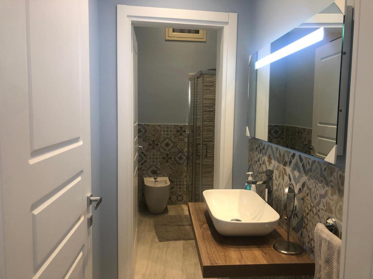 Apartment Alfonzetti-5 Min Walk To Central Train And Bus Station Catania Kültér fotó